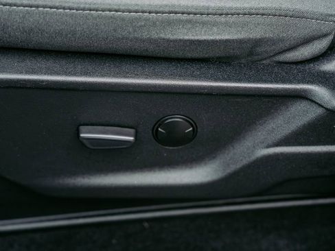 Used 2024 Ford F150 XLT image 22