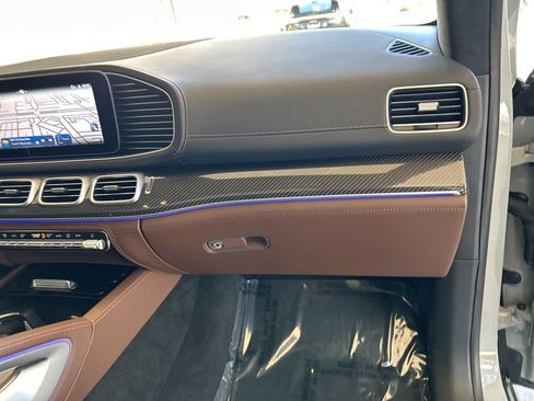 Used 2024 Mercedes-Benz GLS 63 AMG 4MATIC image 25