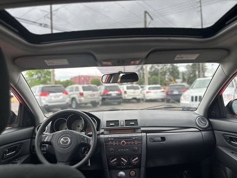 Used 2008 MAZDA MAZDA3 i Touring FWD image 21