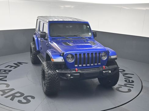 Used 2018 Jeep Wrangler Unlimited Rubicon w/ Dual Top Group AWD/4WD image 22