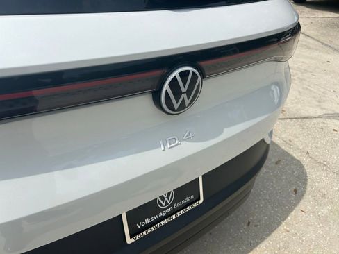Used 2023 Volkswagen ID.4 Pro S RWD image 30