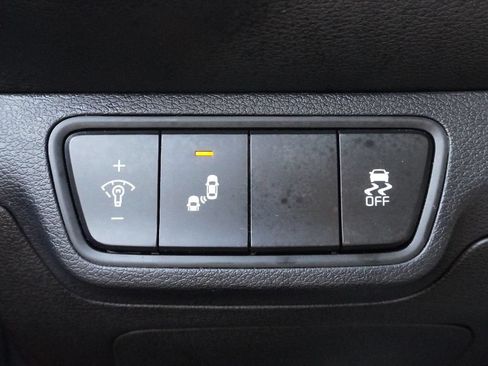 Used 2023 Kia Forte LXS w/ LXS Technology Package FWD image 31