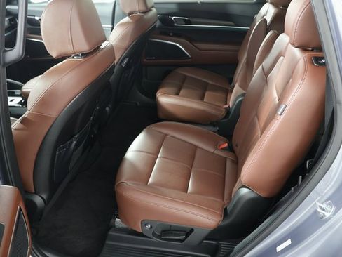 Used 2024 Kia Telluride SX image 21