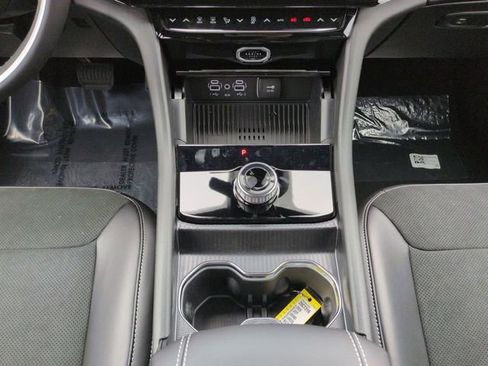 New 2026 Jeep Grand Cherokee L 2WD image 19