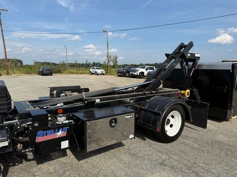 Used 2024 Chevrolet Low Cab Forward image 3