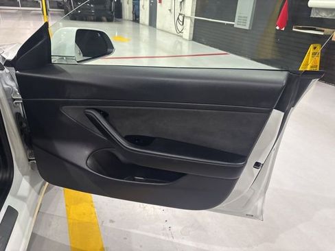 Used 2020 Tesla Model 3 Long Range AWD/4WD image 34