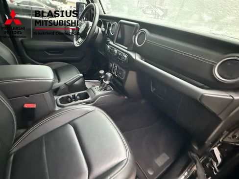 Used 2023 Jeep Wrangler Unlimited Sahara w/ Cold Weather Group image 54