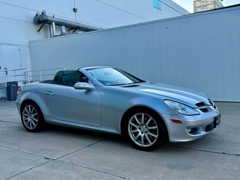 Used 2005 Mercedes-Benz SLK 350 image 16