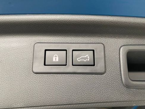 Certified 2025 Subaru Forester Wilderness AWD/4WD image 8