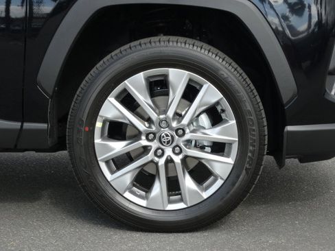 New 2025 Toyota RAV4 XLE Premium image 4