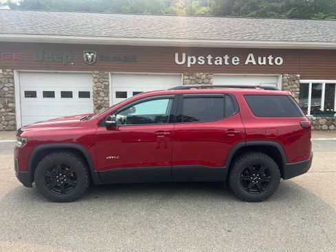 Used 2023 GMC Acadia AT4 w/ Technology Package AWD/4WD image 8
