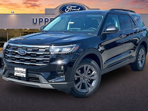 New 2026 Ford Explorer Active w/ Active Comfort Package AWD/4WD image 2