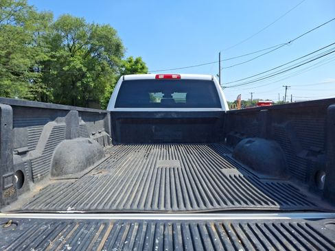 Used 2021 RAM 2500 Big Horn image 28