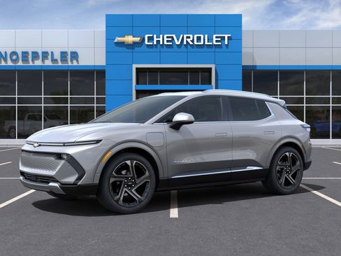 New 2025 Chevrolet Equinox EV LT image 2