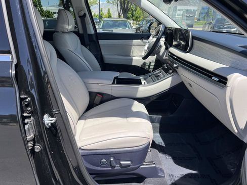Certified 2025 Hyundai Palisade Calligraphy AWD/4WD image 17