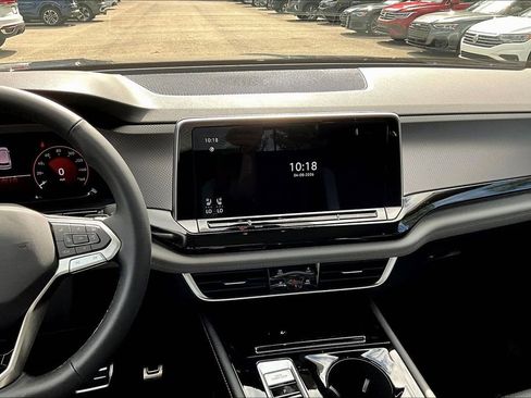 New 2026 Volkswagen Atlas Peak Edition AWD/4WD image 20