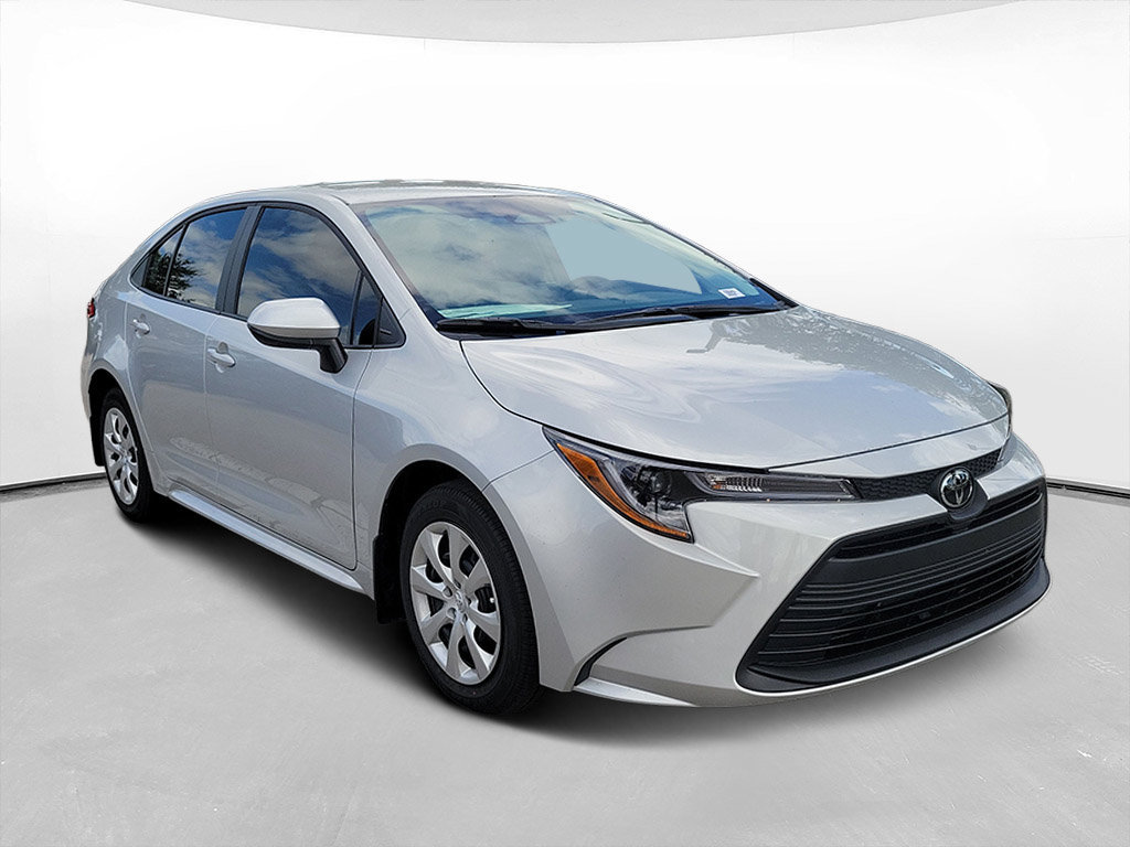 New 2027 Toyota Corolla LE FWD image 3