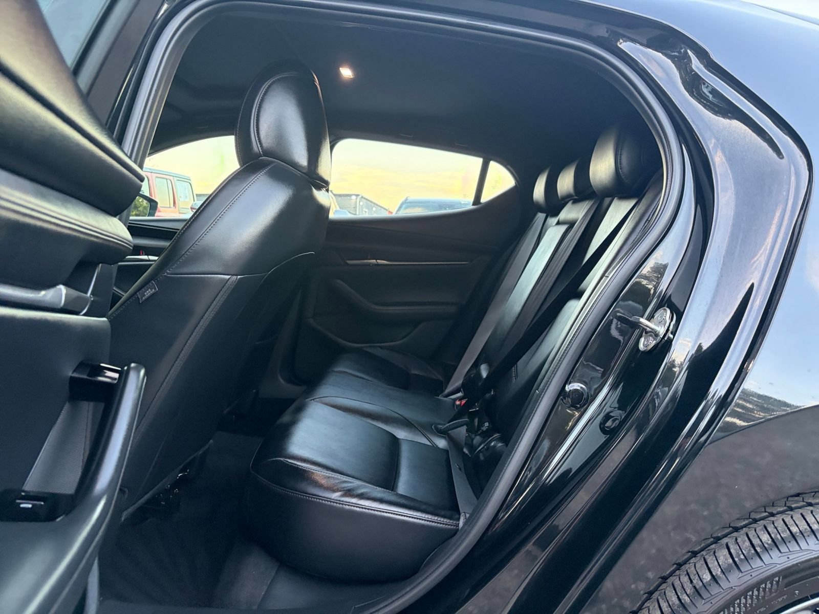 Used 2026 MAZDA MAZDA3 s FWD image 25