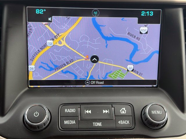 Used 2017 GMC Acadia Denali w/ Technology Package FWD image 20