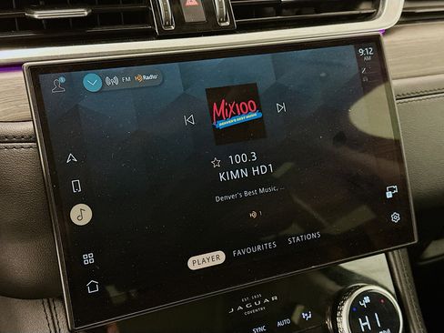 Used 2021 Jaguar F-PACE S image 21