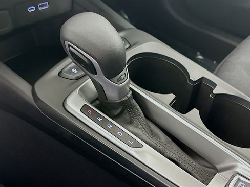 Used 2025 Chevrolet Trax LS image 24