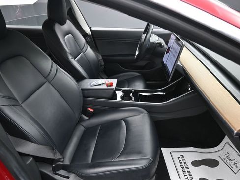 Used 2018 Tesla Model 3 Long Range RWD image 35