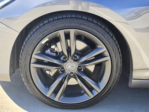 Used 2025 Acura Integra A-Spec image 9