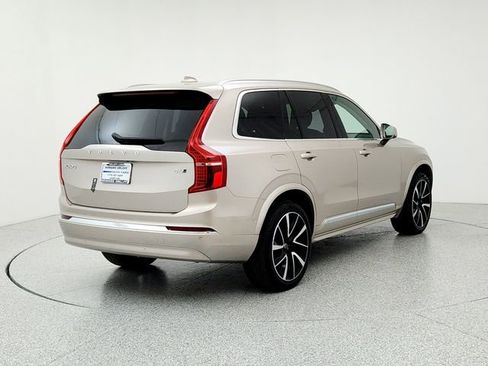 New 2025 Volvo XC90 B6 Plus w/ Protection Package Premier image 5