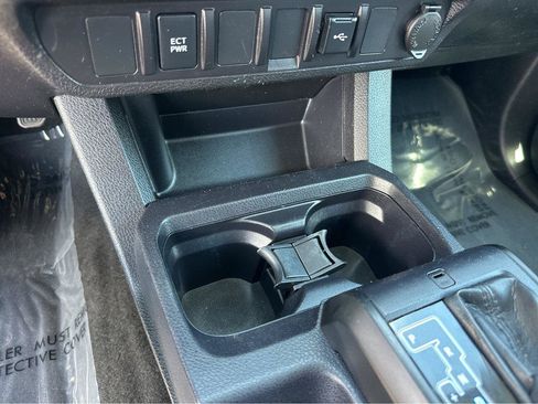 Used 2022 Toyota Tacoma SR RWD image 24