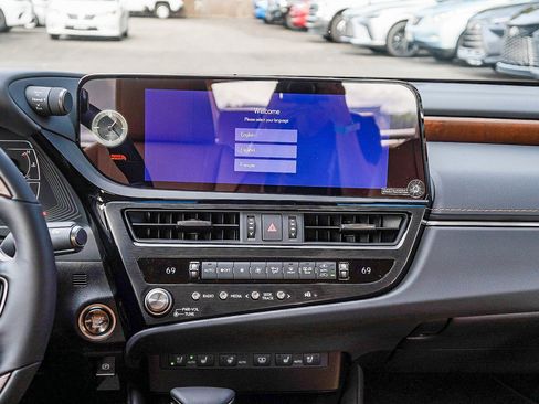 New 2025 Lexus ES 350 ES 350 Luxury image 13
