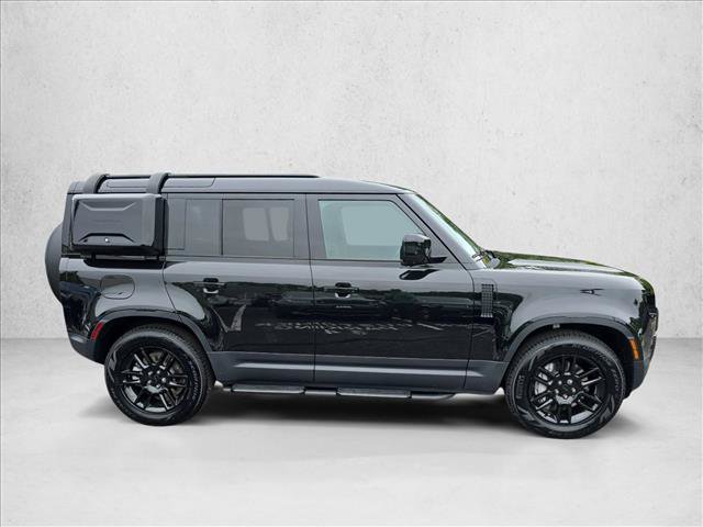 New 2026 Land Rover Defender 110 S AWD/4WD image 4