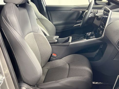 Used 2024 Toyota bZ4X XLE image 28