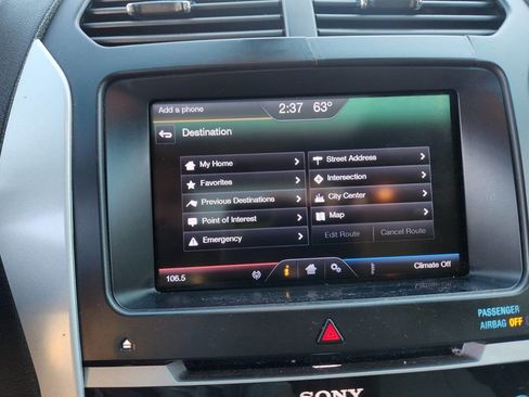 Used 2013 Ford Explorer Limited image 24