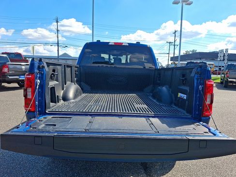 Certified 2022 Ford F150 XLT w/ Equipment Group 302A High image 30