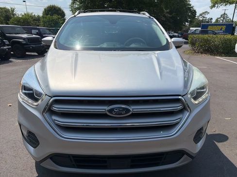 Used 2017 Ford Escape Titanium image 7