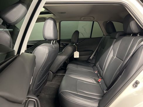 Used 2023 Subaru Outback Touring XT AWD/4WD image 29
