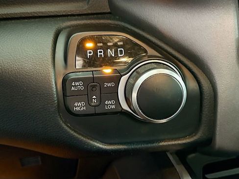 Used 2021 RAM 1500 Big Horn image 18