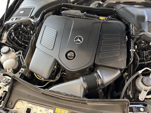 Certified 2025 Mercedes-Benz C 300 Sedan image 38
