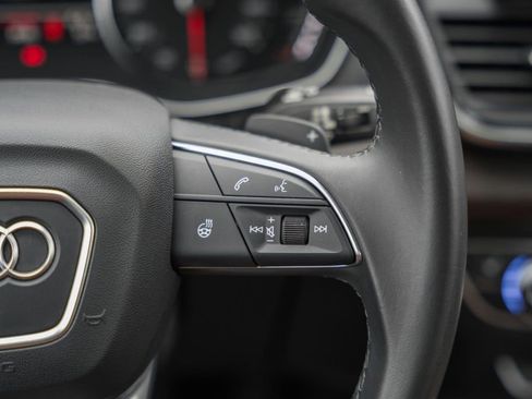 Used 2023 Audi Q5 2.0T Premium w/ Convenience Package image 26