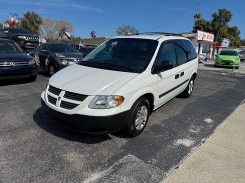 Used 2007 Dodge Caravan SE w/ Popular Equipment Group I image 4
