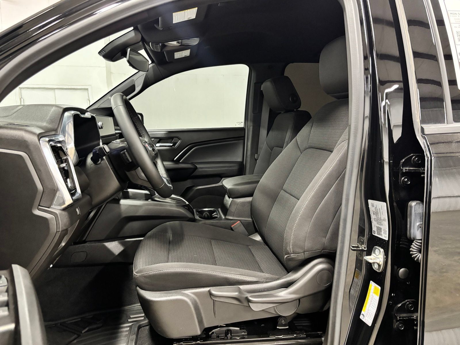 Used 2026 GMC Canyon Elevation RWD image 17
