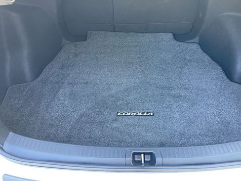 Certified 2023 Toyota Corolla SE w/ Carpet Mat Package (TMS) FWD image 17