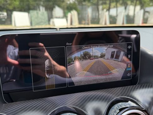 Used 2020 Mercedes-Benz AMG GT R image 27