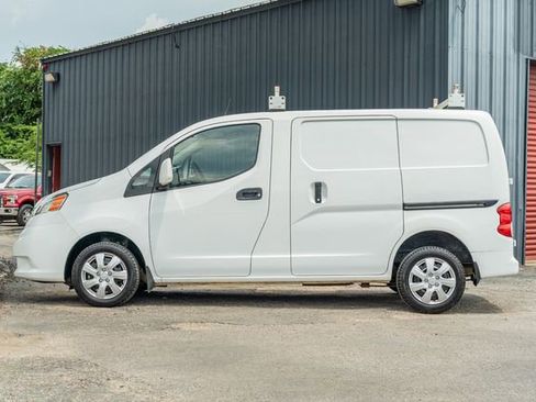 Used 2021 Nissan NV200 SV image 3