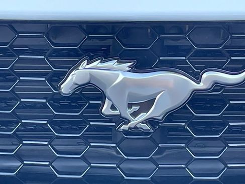 Used 2025 Ford Mustang GT Premium RWD image 10
