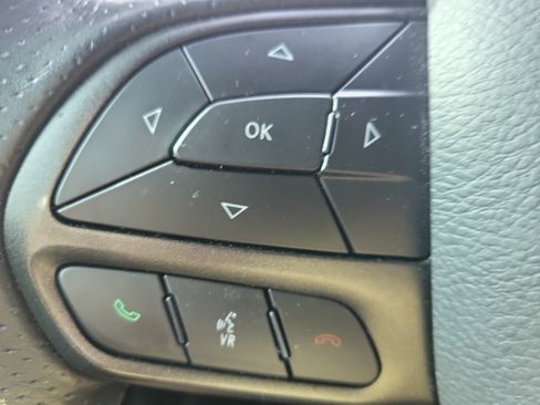 Used 2020 Dodge Challenger SXT w/ Driver Convenience Group RWD image 24