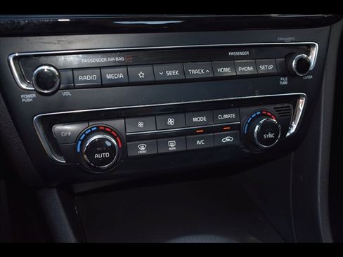 Used 2019 Kia Optima S w/ S Panoramic Sunroof Package FWD image 12