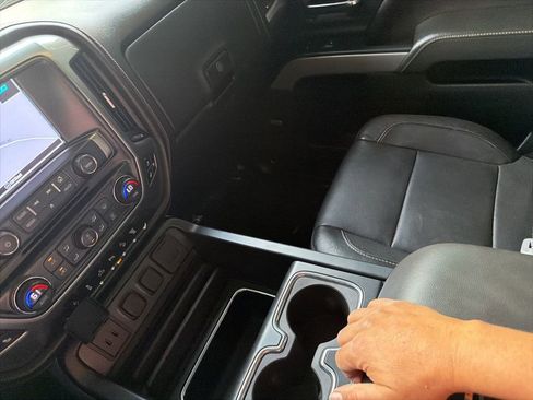 Used 2019 Chevrolet Silverado 2500 LTZ w/ Duramax Plus Package AWD/4WD image 25