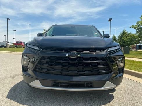 Used 2024 Chevrolet Blazer LT w/ Midnight/Sport Edition FWD image 8