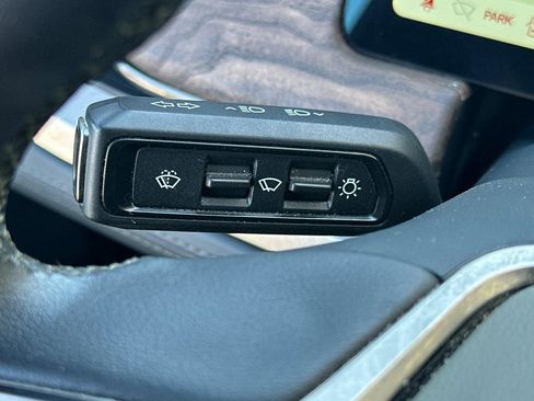 Used 2022 Rivian R1T Adventure image 34